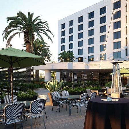 Doubletree By Hilton Irvine Spectrum Buitenkant foto