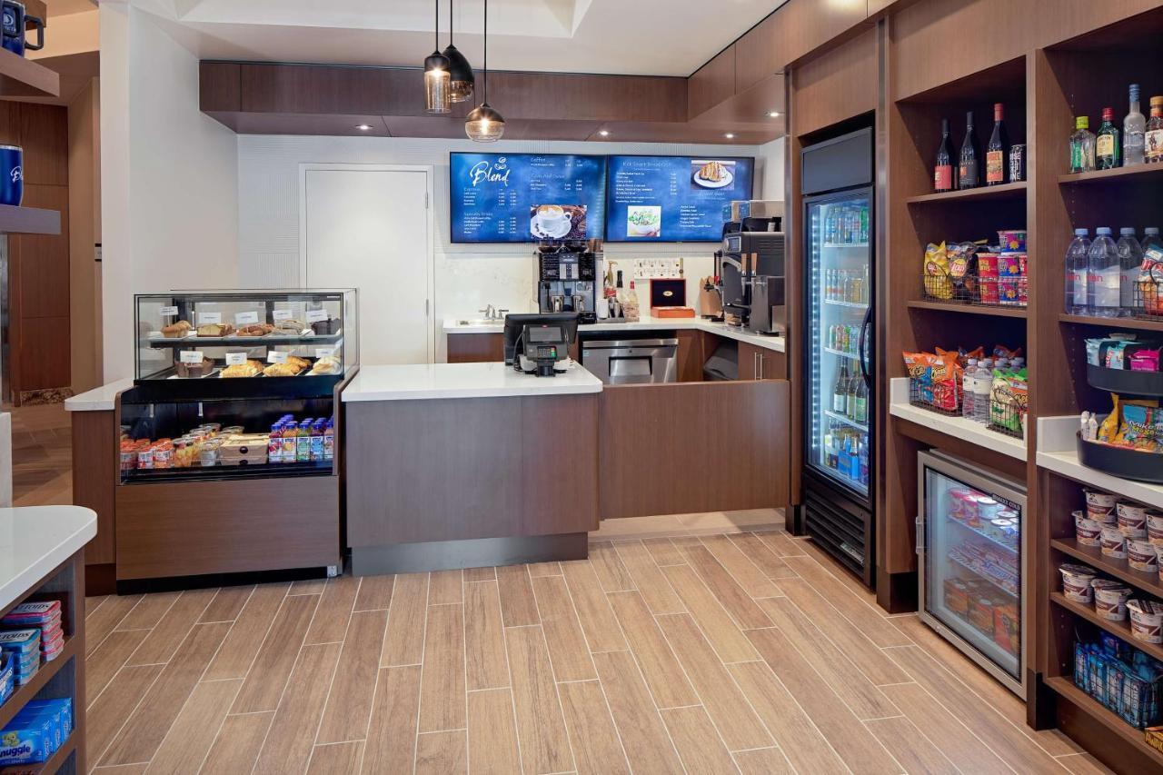 Doubletree By Hilton Irvine Spectrum Buitenkant foto