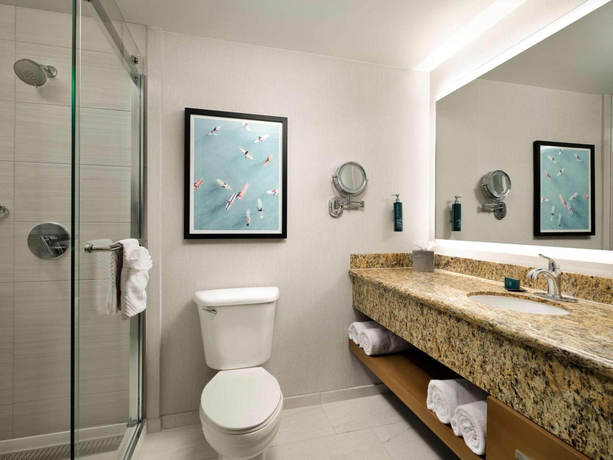 Doubletree By Hilton Irvine Spectrum Buitenkant foto