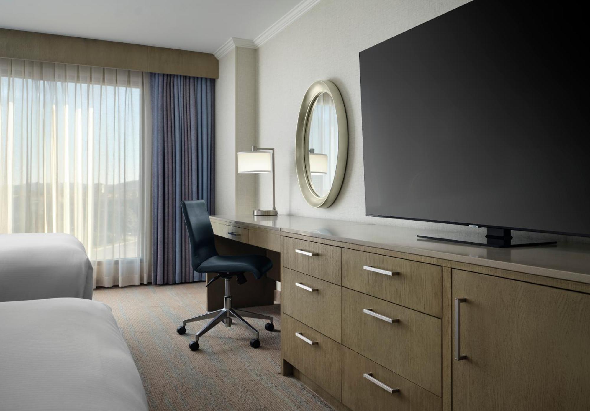 Doubletree By Hilton Irvine Spectrum Buitenkant foto