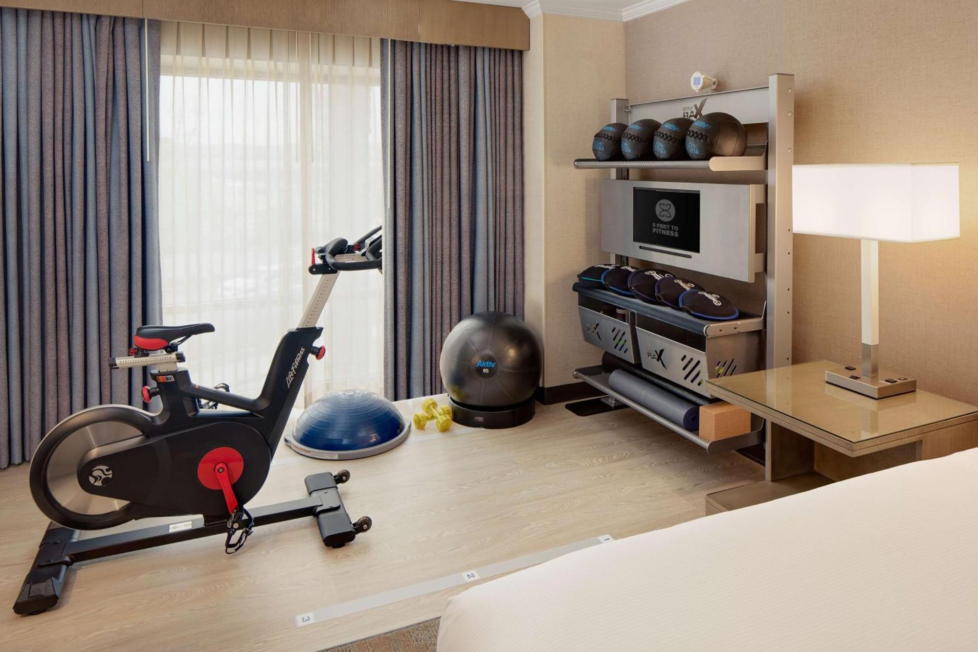 Doubletree By Hilton Irvine Spectrum Buitenkant foto