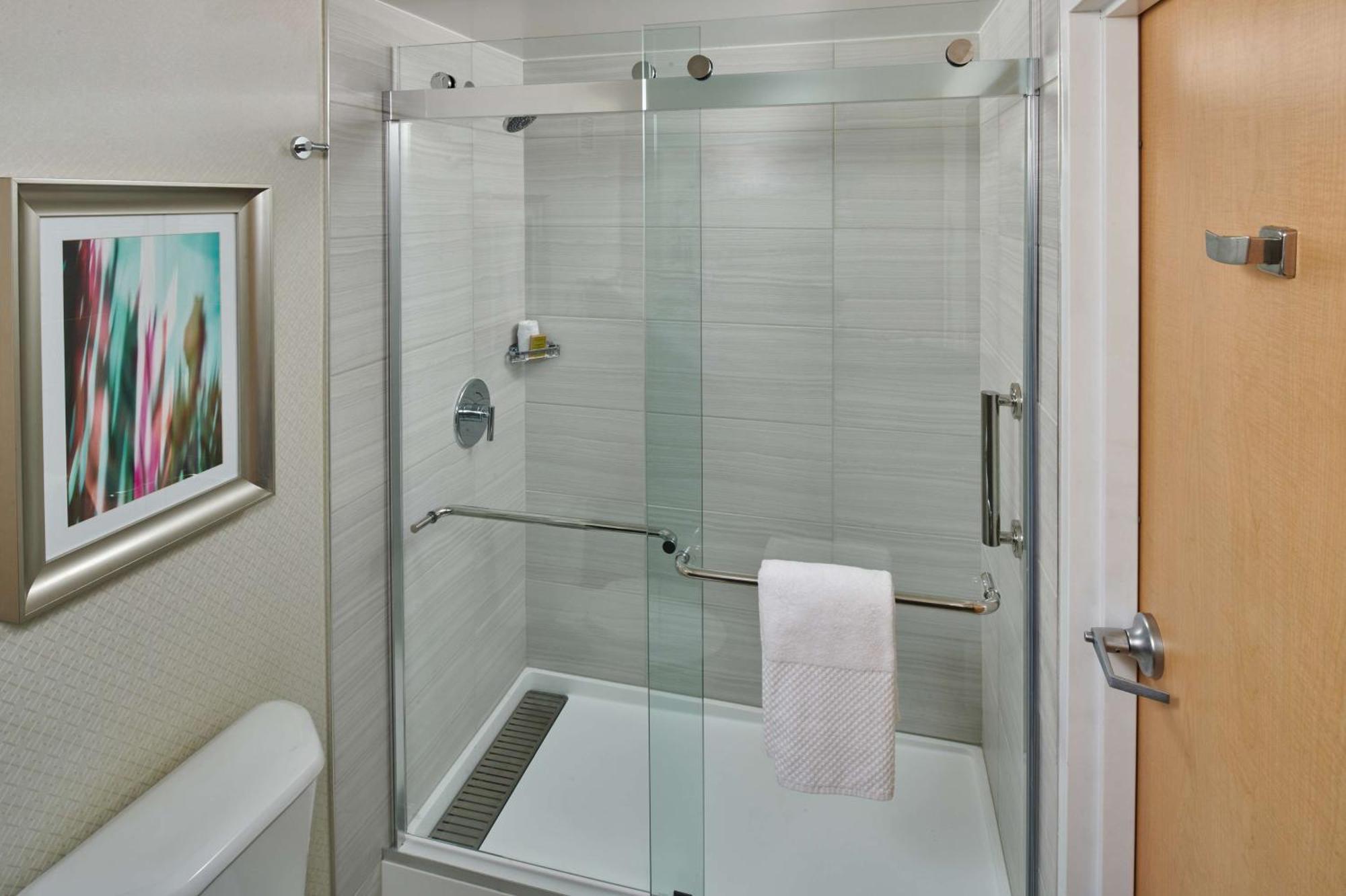 Doubletree By Hilton Irvine Spectrum Buitenkant foto