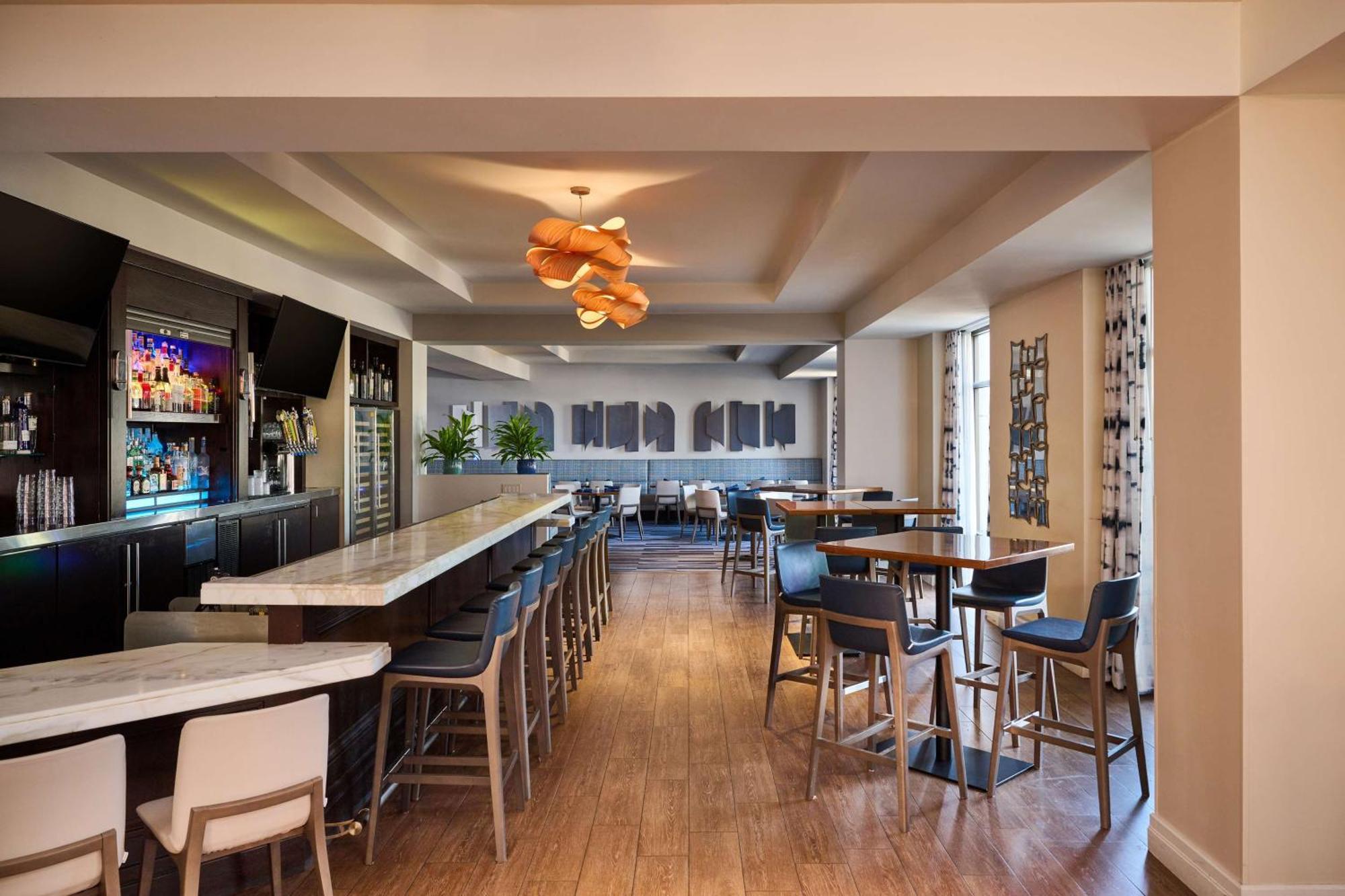 Doubletree By Hilton Irvine Spectrum Buitenkant foto