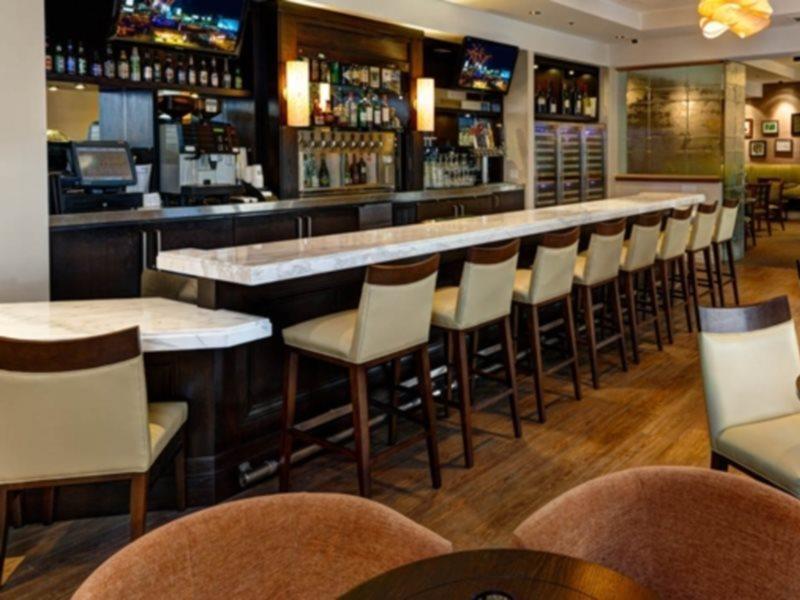 Doubletree By Hilton Irvine Spectrum Buitenkant foto